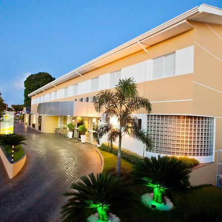 Hotel Sansaed クイアバ エクステリア 写真