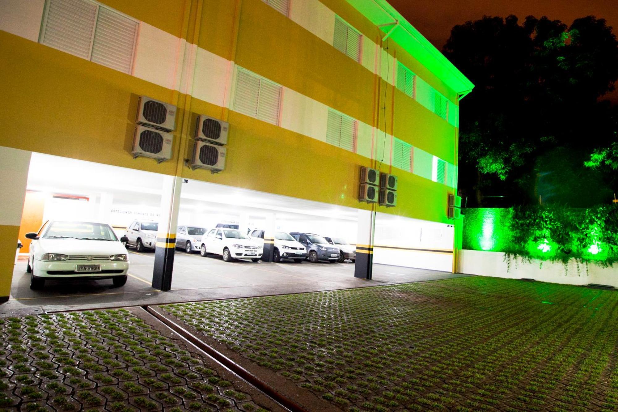 Hotel Sansaed クイアバ エクステリア 写真